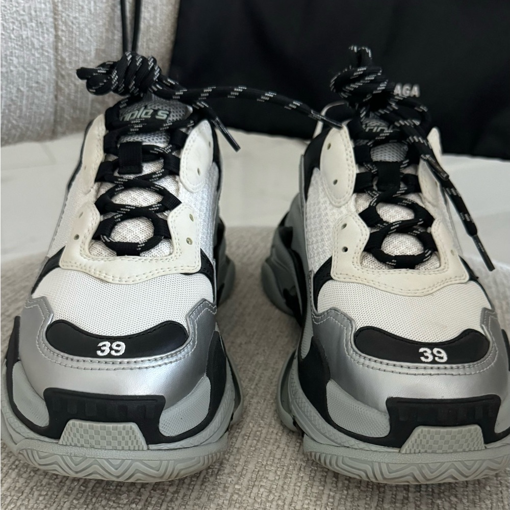 Balenciaga triple S black and white men shoes